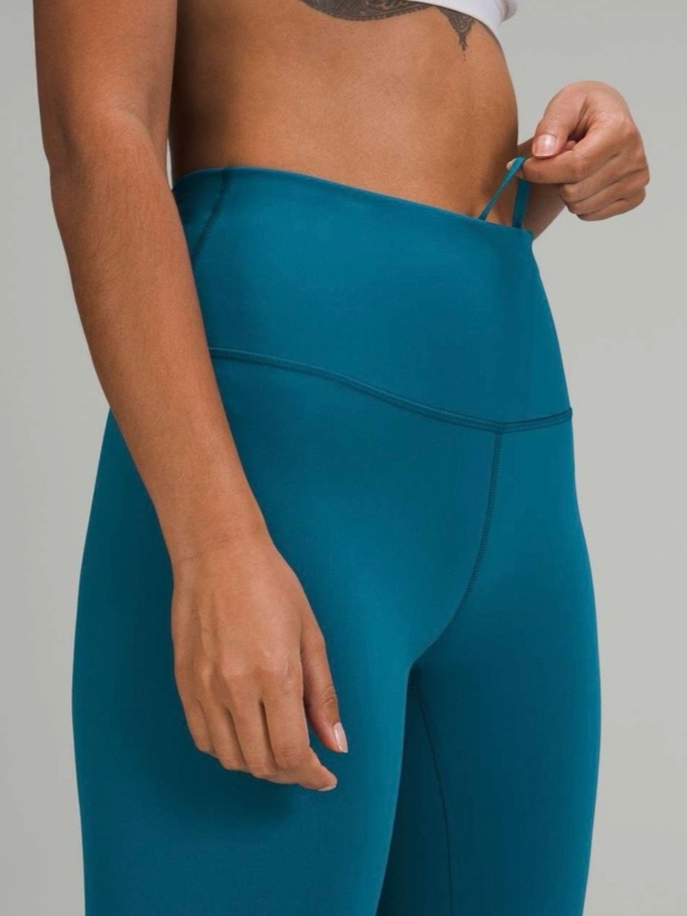 Lululemon Blue Capri Wunder Train High Rise Tight Leggings 28 Inch Inseam Size 4 - Picture 5 of 11